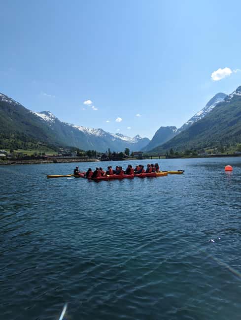 Olden: Guided beginner friendly fjord kayaking.Local company - Meeting beside the cruise terminal