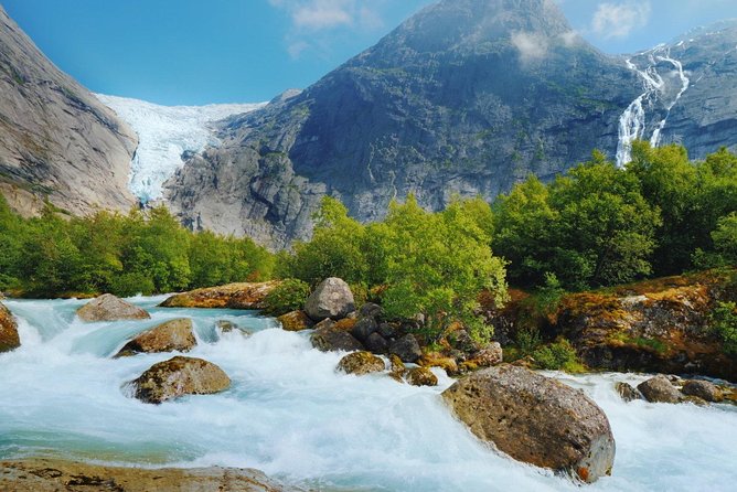 Olden Shore Excursion: the Amazing Briksdal Glacier - Reaching the glacier lake