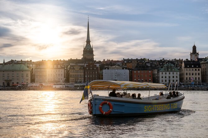 Open Electric Boat Ride in Stockholm with Live-Guide - Why Stockholm is best understood from the water