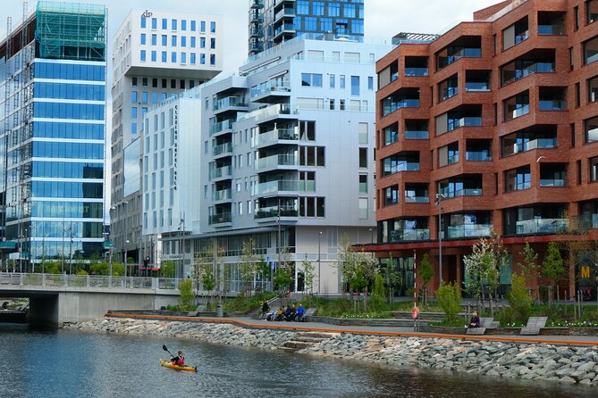 Oslo City Walks - The City of Contrasts - Who will get the most from this Oslo walk