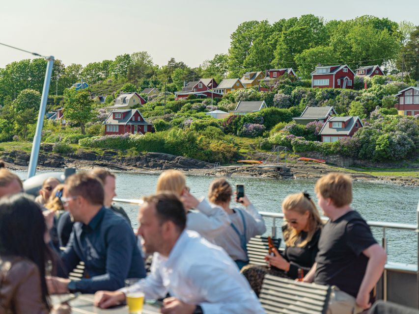 Oslo: Electric Boat Cruise with Brunch - Finding the best seat on board