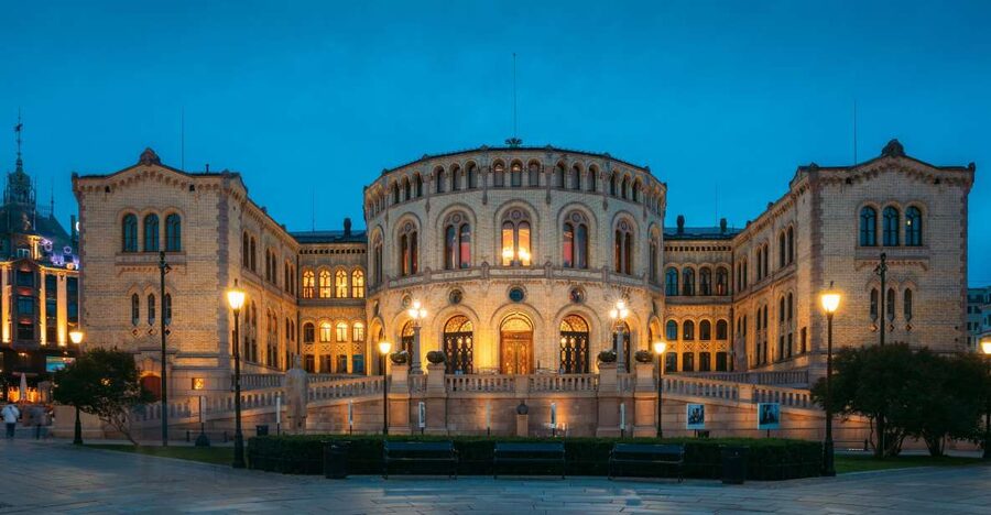 Oslo: Express Walk with a Local in 60 minutes - Starting at Cafe Skansen