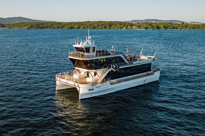 Oslo fjord 3-Course Dinner Cruise with Live Music - Practical booking advice for a smoother evening