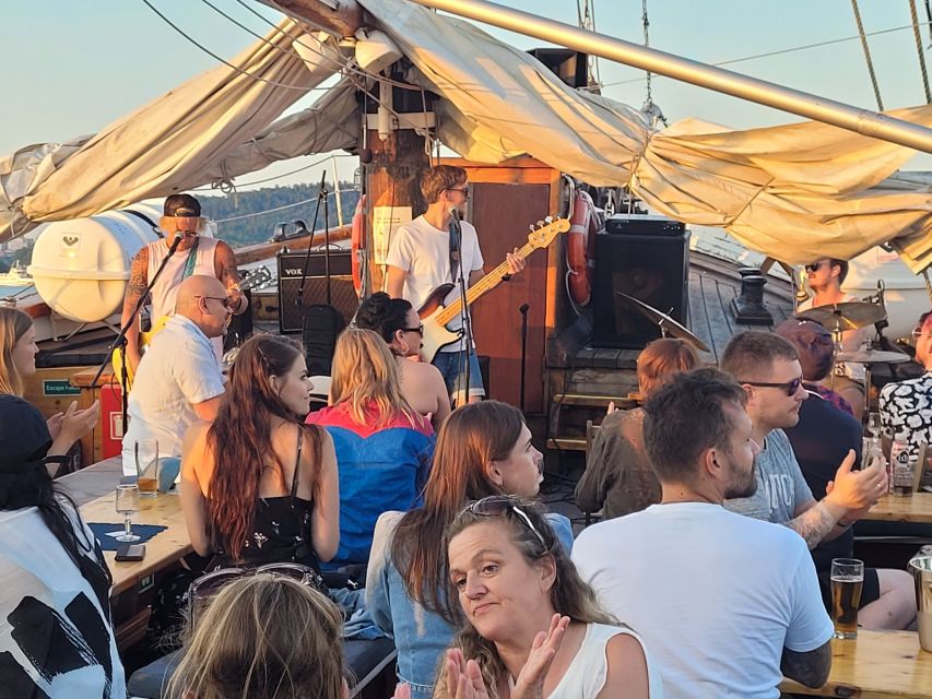 Oslo Fjord Evening Live Rock music cruise with Shrimp buffet - Three hours through the inner Oslofjord