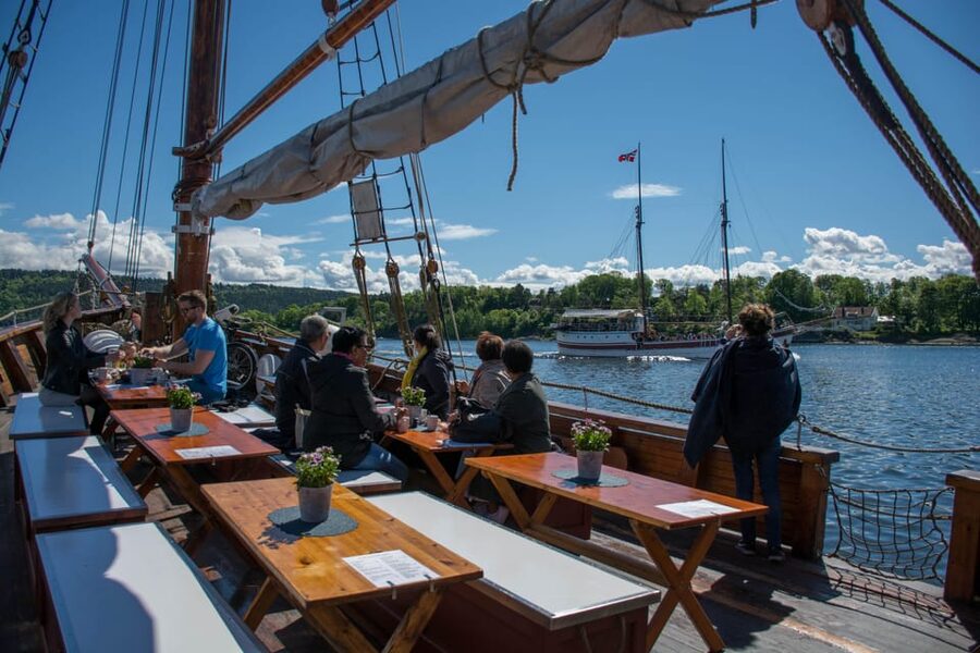 Oslo: Fjord Mini Cruise by Wooden Sailing Ship - Who should book this cruise?