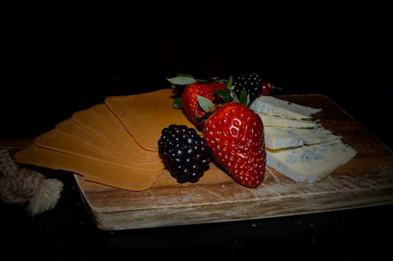 Oslo: Food Tasting and Walking Tour with a Local - Following the Akerselva River