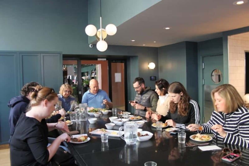 Oslo: Food Tasting and Walking Tour with a Local - A quick look at traditional Norwegian dress