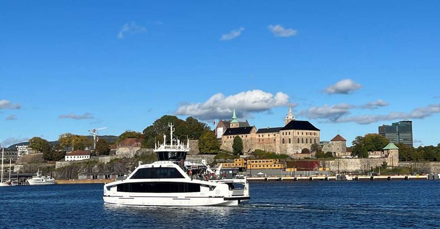 Oslo: Guided Oslo Highlights Tour by bus & Oslofjord cruise - The Oslofjord cruise changes the pace