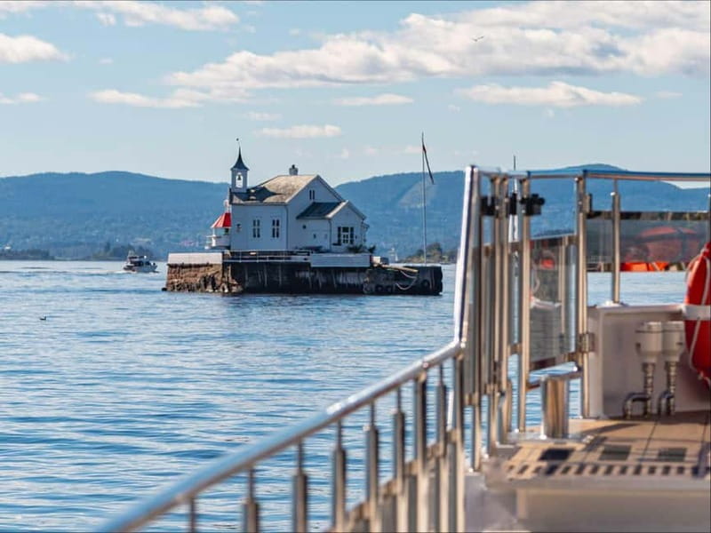 Oslo: Guided Sightseeing Fjord Cruise on Premium Silent Boat - Why Oslofjord is best seen from the water