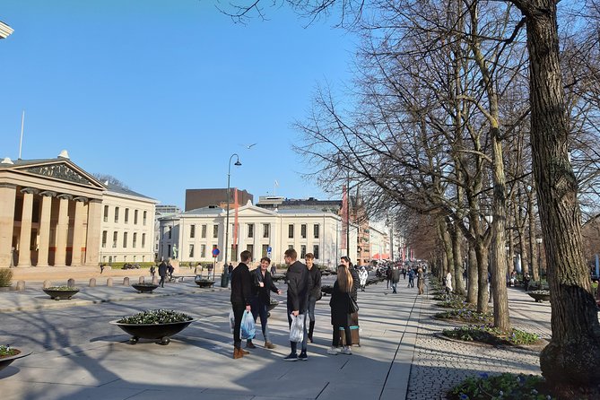 Oslo Highlights. Best Private Walking Tour of Oslo with a Local Guide. - Kvadraturen and Akershus Fortress