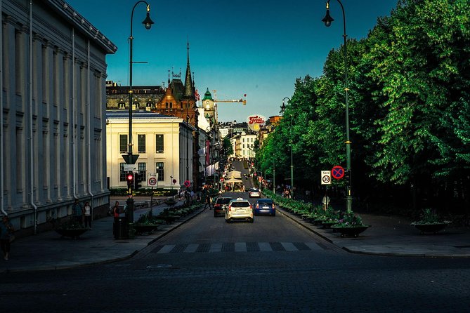 Oslo Highlights Private Walking Tour - Akershus Fortress and the older city quarter