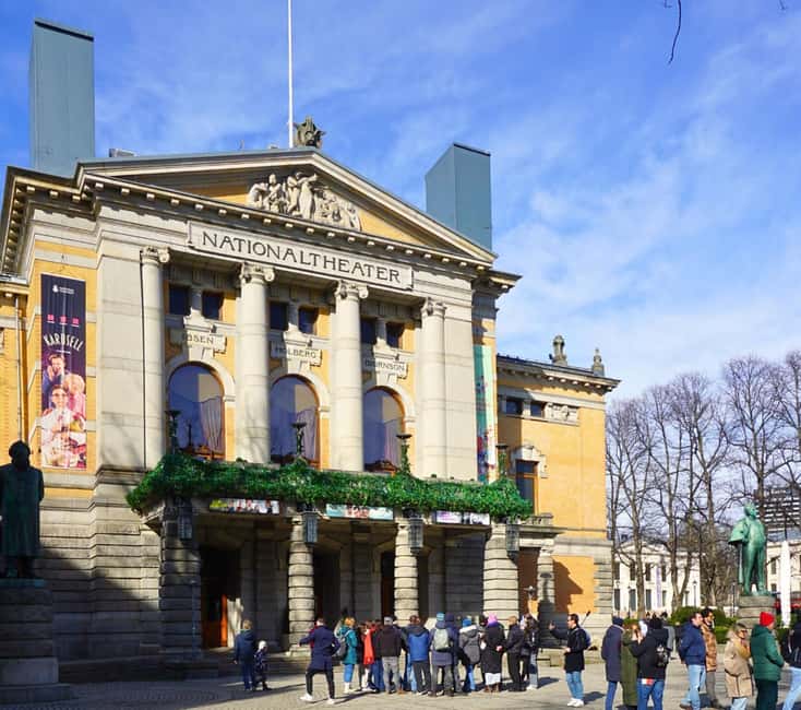 Oslo: History, Art and Secrets Tour - Oslo Stock Exchange and the waterfront connection