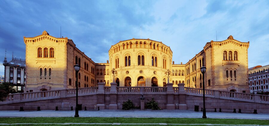 Oslo Self Guided Walking Tour with an APP - Starting with Oslo’s waterfront and Opera House