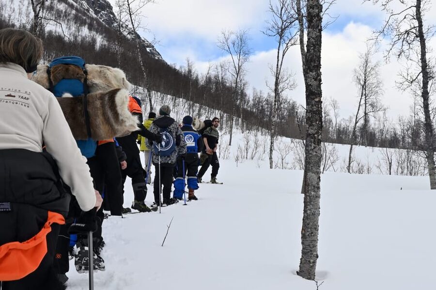 Oslo: Snowshoeing in the Forest with Norwegian BBQ - Snowshoes, quiet trails, and the freedom to wander