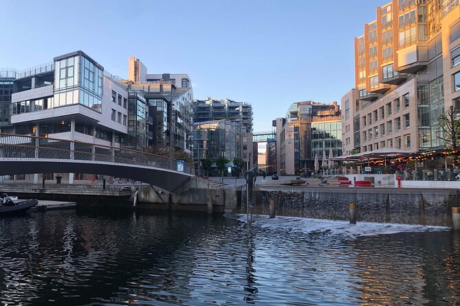 Oslo Unveiled: Private Walking Tour - Nationaltheatret adds poets and public art