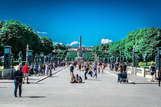 Oslo & Vigeland Park Private Walking Tour - Price, pace, and physical demands