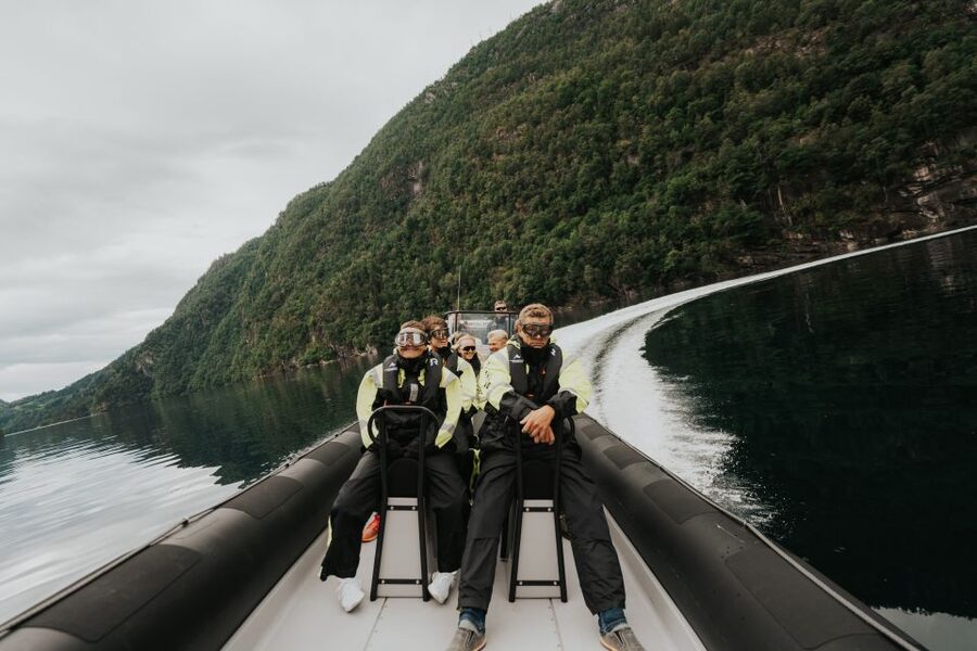 Øystese: Hardangerfjord RIB safari to the Fyksesund branch - Value, flexibility, and what the rating tells you