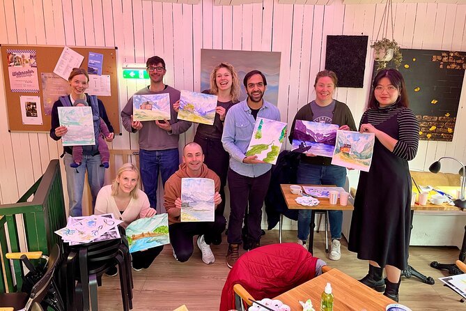 Paint Norwegian landscape with watercolor in Bergen - Why the small group of six makes a difference