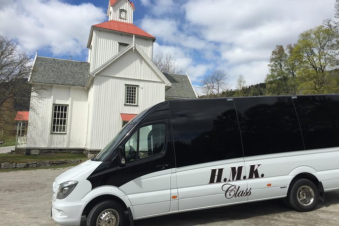 Private 5-hrs Oslo Exclusive Driverguide Luxury Limo/Van-Tour incl Museums - Luxury transport and the value of a private guide