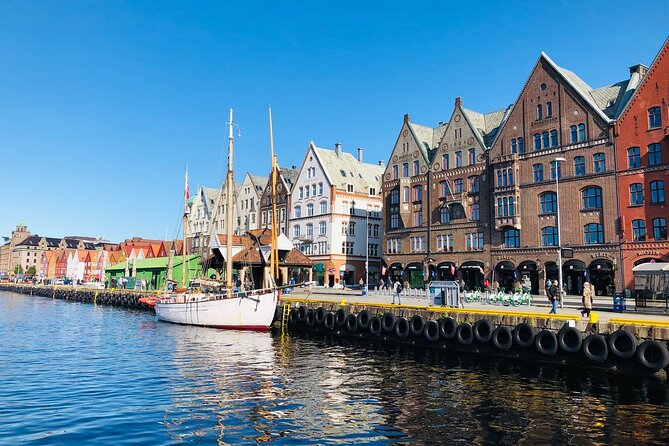 Private Bergen Walking tour with Funicular - Who should book this Bergen walking tour?