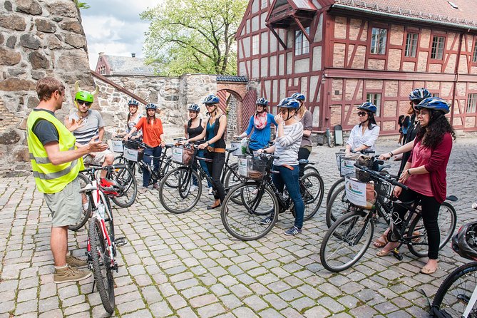 Private Bike Tour (3 hours) - City Hall, where Oslo meets the Nobel Peace Prize