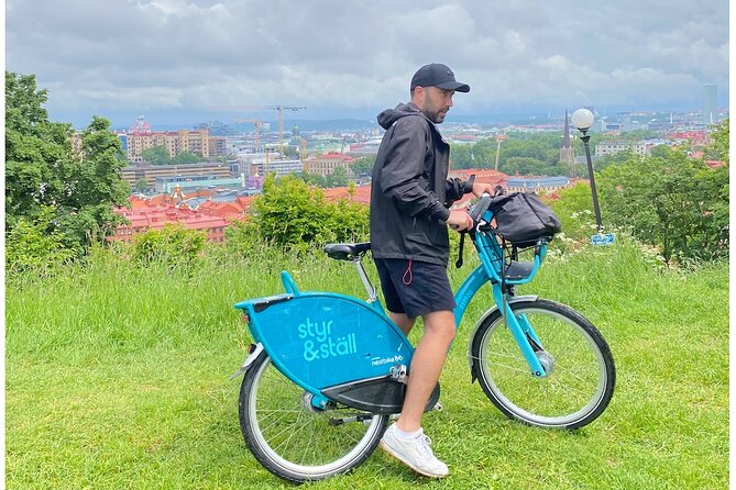 Private Bike Tour in Gothenburg with Pickup - Lilla Bommen and the cool coastal air