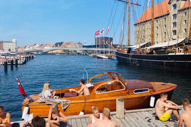 Private Copenhagen Boat cruise in Scandinavian mahogany boat - Christianshavns Kanal and the houseboats