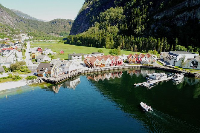 Private Cruise: Mostraumen by Zodiac or Lux Pontoon Boat - Hesjedalsfossen from the water