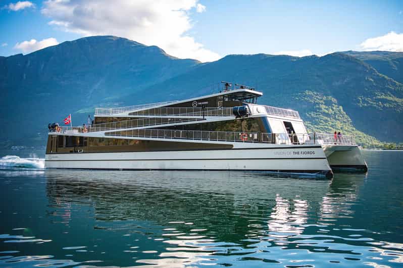 Private Day Tour- Flam Railway & Fjord Cruise From Bergen - Who will get the most from this tour