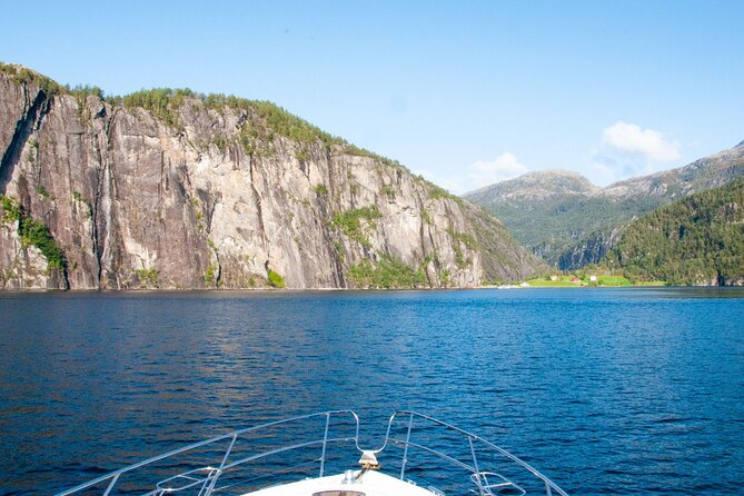 Private Fjord and waterfalls cruise to Modal- Mostraumen - Mo, a quiet village with time to linger