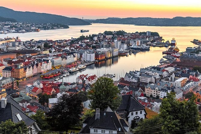 Private Guided City Sightseeing - Bergens Top Attractions - Gamlehaugen and Norway’s royal connection