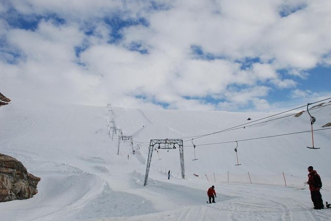 PRIVATE GUIDED TOUR: Folgefonna Glacier roundtrip from Bergen, 8 hours - Why this route works from Bergen