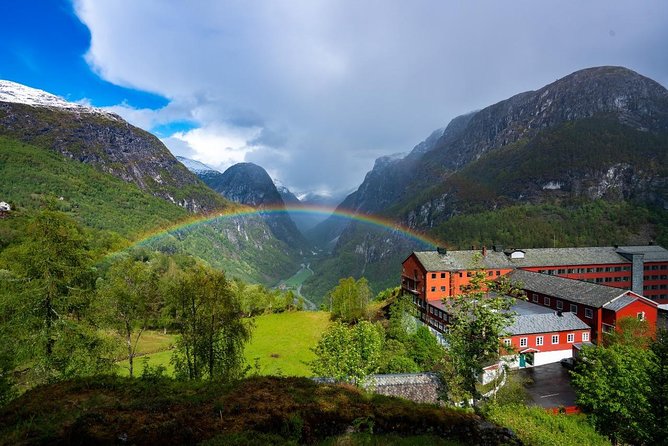 PRIVATE GUIDED TOUR: Norway's Highlights–Viking Special, 11 h - Njardarheimr is the tour’s most distinctive stop