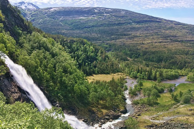 PRIVATE GUIDED TOUR: Queen of the Fjords - tour from Bergen, 6 hours - Omaholmen and the Changing Fjord Views