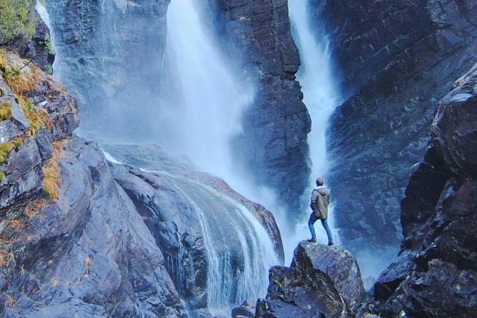 PRIVATE GUIDED TOUR: Secrets of the Fjords - the Osterfjord and Mo, 6-7 hours - Why this private Bergen fjord tour feels different