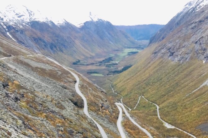 Private shore excursions Troll road in 5-7 groups - Valldal brings strawberries to the route