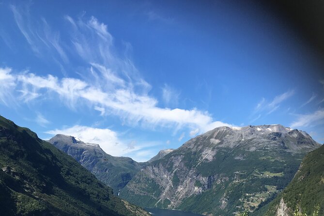 Private tour Geiranger and Glaciers 1 to 15 people - Who will enjoy this day most
