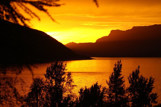 Private tour to Sognefjord and Flåm from Bergen, 24 hr refundable - Stalheim and the steep road to Gudvangen