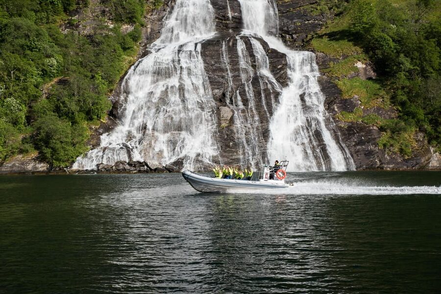 RIB Geiranger - Fjordsafari - Skagefla and the farms above the water