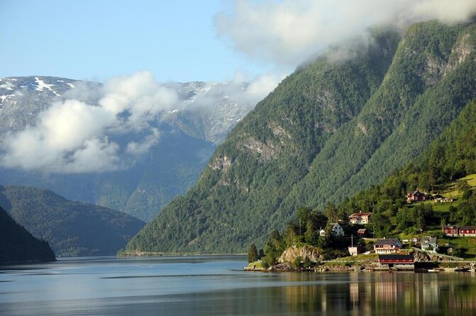 Scenic Hardangerfjord & Fyksesund RIB adventure from Norheimsund - Key points at a glance