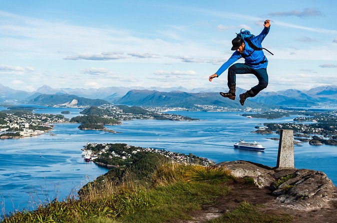 Seakayak And Hike in Ålesund - What the small group changes