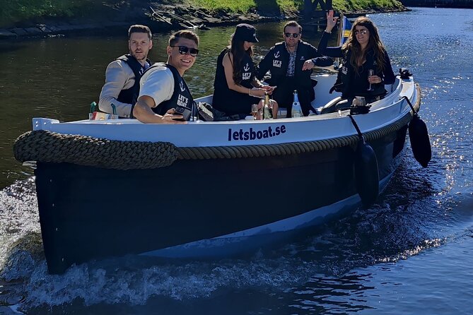 Self Drive Electric Boat in the Canals - Is $102.25 good value for your group?