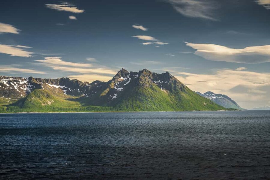 Senja: Guided Tour around Senja - Starting at Finnsnes Kai in a small 4x4