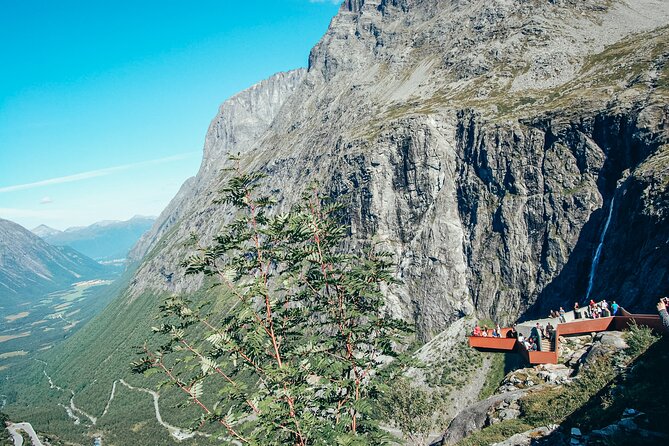 Sightseeing Tour in Trollstigen - Land of Trolls - The hairpins are thrilling, but access is never guaranteed