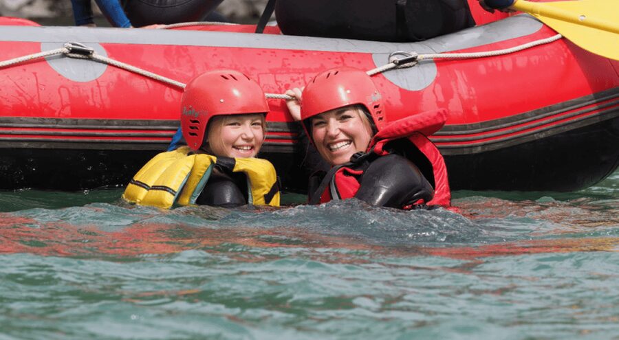 Sjoa: Rafting Adventure for Families - Warm drinks and cake at the BBQ house