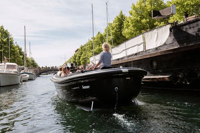 Social Sailing - Copenhagen Canal Tour - Captain's Favorite - Why this small boat feels different
