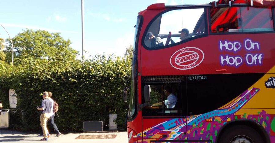 Stavanger: City Sightseeing Hop-On Hop-Off Bus Tour - Skansekaien, St. Petri Church, and the quieter middle section