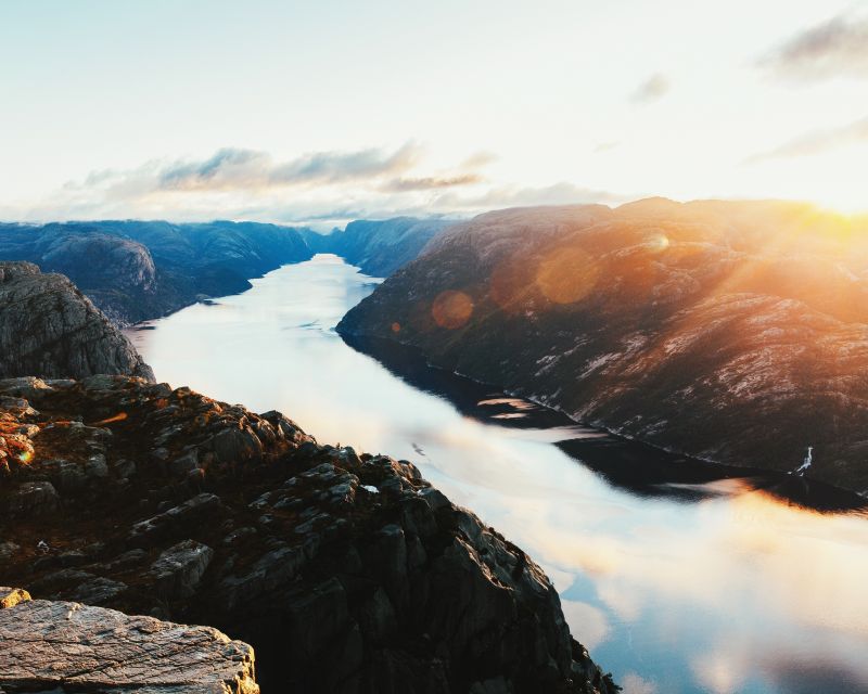 Stavanger: Guided Sunrise Hike to Pulpit Rock - What the 4-kilometer climb feels like