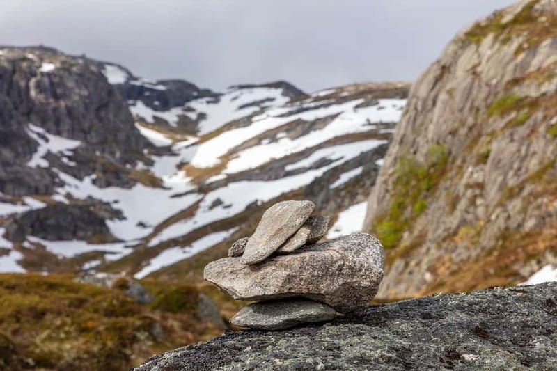 Stavanger: Kjerag Summer Hike with Packed Lunch - Three climbs, two valleys, and a technical trail