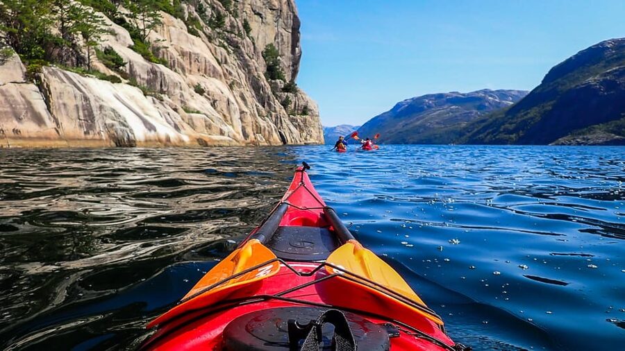 Stavanger: Lysefjord Kayak Safari (Waterfalls & Pulpit Rock) - Weather, clothing, and practical preparation